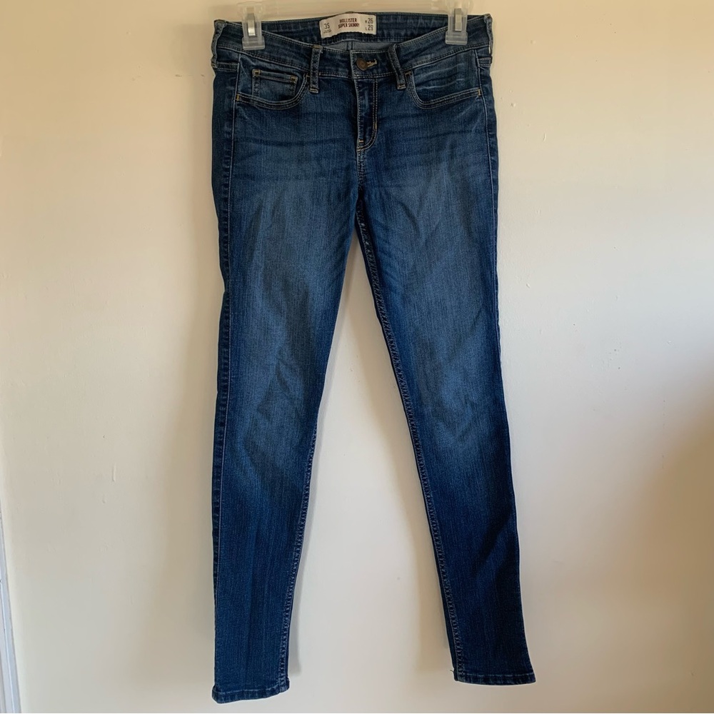 Hollister Super Skinny Jeans